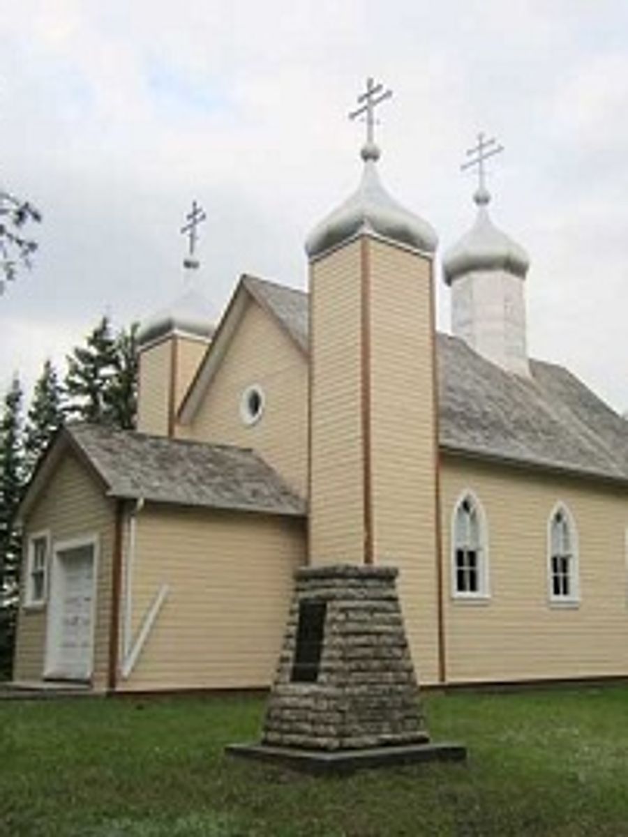 Dormition_of_the_Virgin_Mary_Ukr_Orthodox_Church_Glen_Elmo_MB