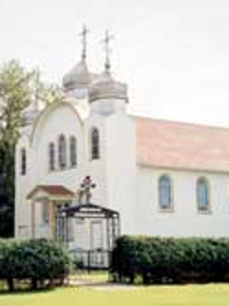 Saint_Demetrius_Ukr_Orthodox_Church_Stenen_SK